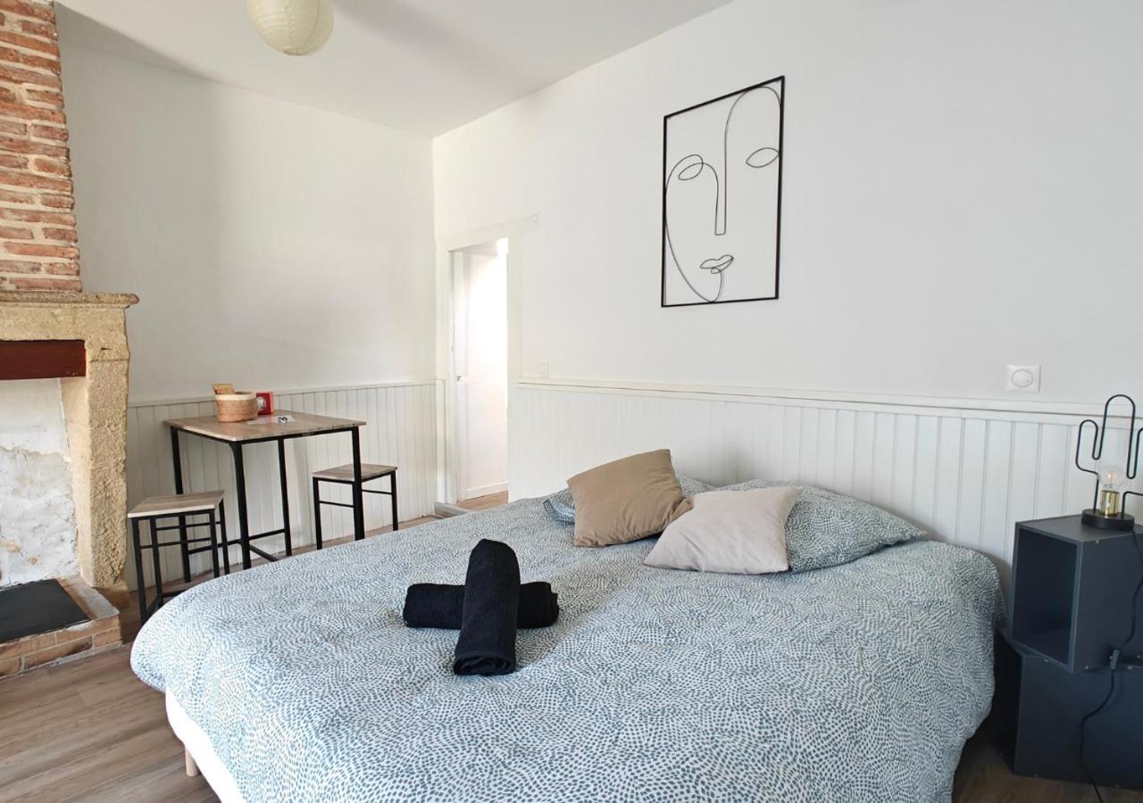 Studio Entier Proche Des Commerces - 1 A 2 Pers - Langon (Gironde) Exterior foto